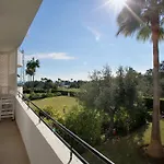 Sunny Golf Апартаменты *